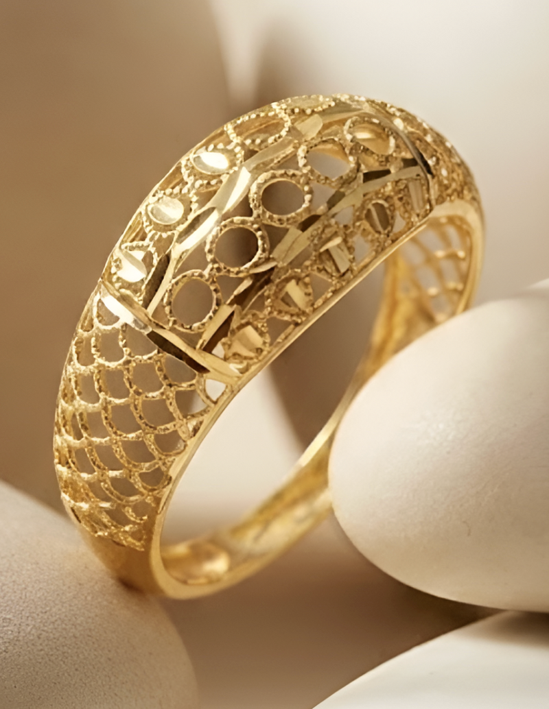 Elegant Gold Ring